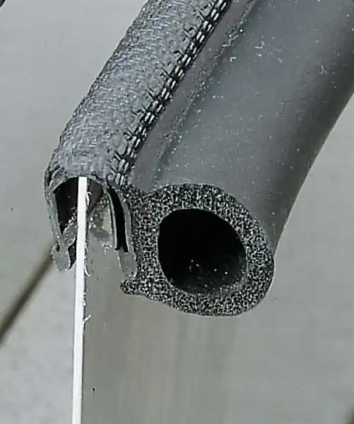 Boční lem těsnicího profilu - rozsah upnutí: 1,0-4,0 mm - délka: 50m Nejlepší Cena