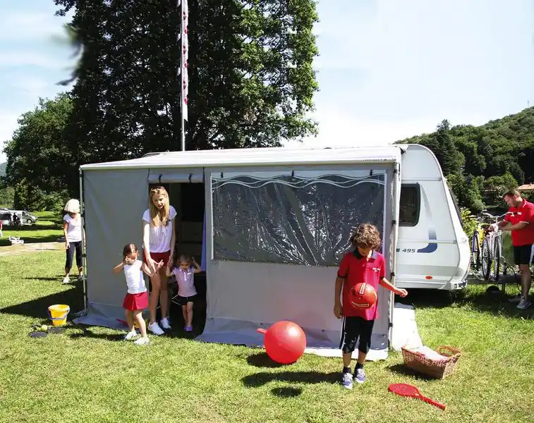 Front Panel Light 190 pro CStore XL - s oknem Sezónní Sleva